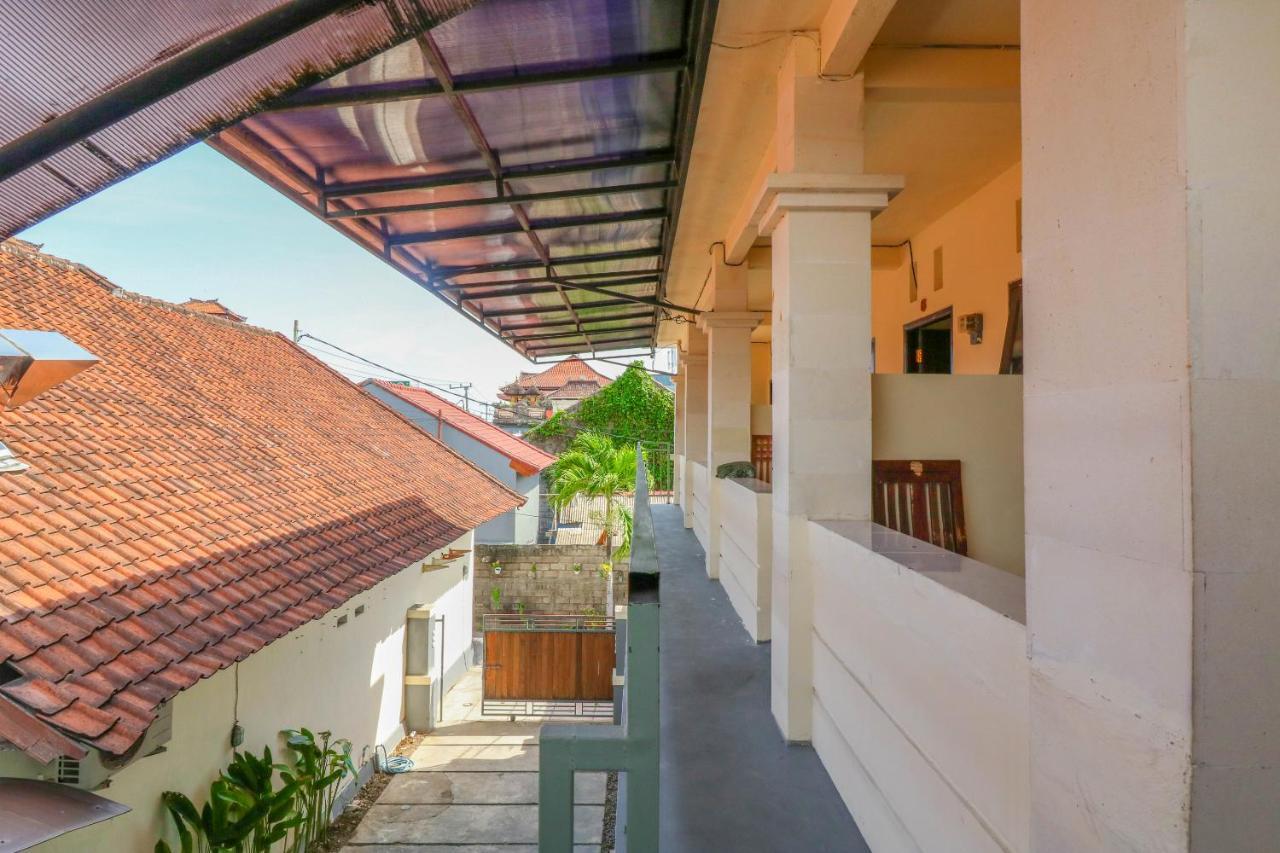 Oyo 2178 Merthan House Семиняк Екстериор снимка